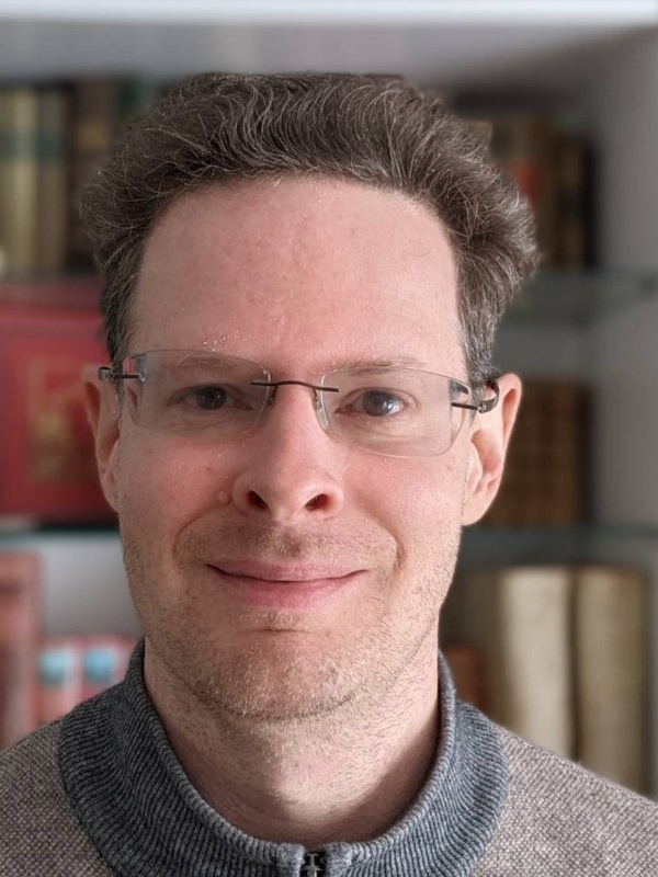 Dr Cyrille Dunant
