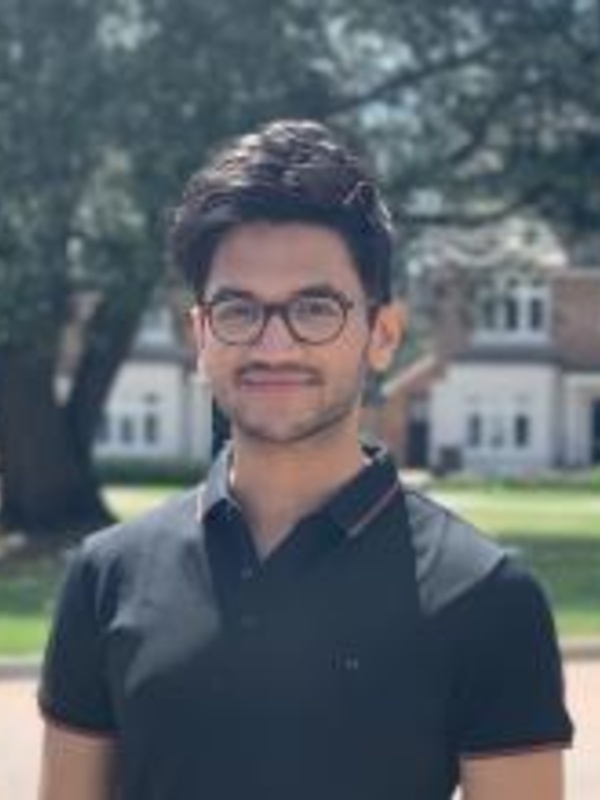 Dr Rishabh Arora