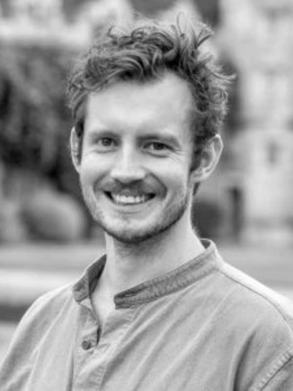Dr Sam Stephenson